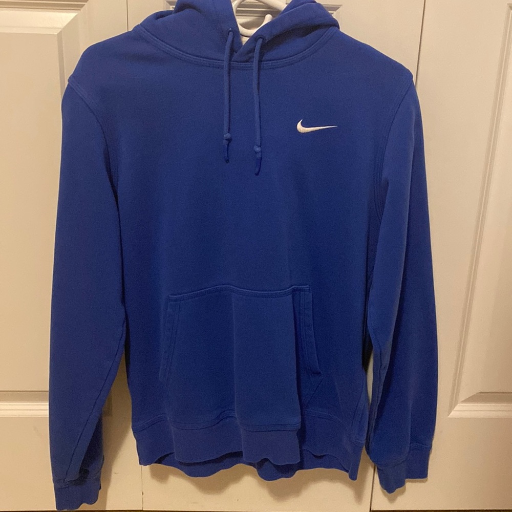 medium vintage royal blue Nike hoodie